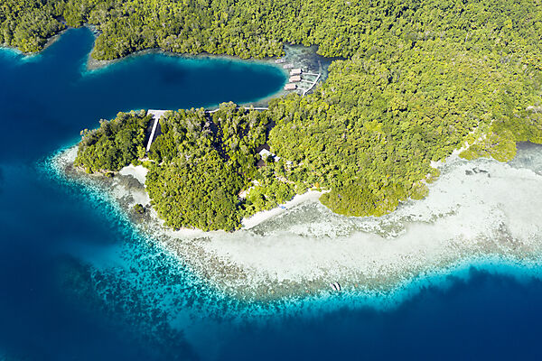 Luftaufnahme Insel Janggelo, Raja Ampat, West Papua, Indonesien