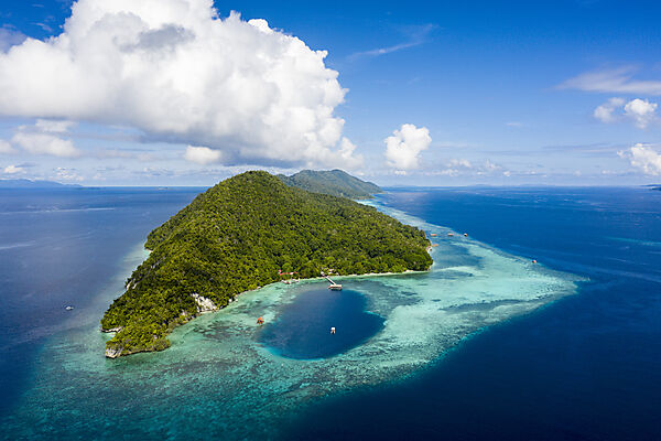 Luftaufnahme Cape Kri, Raja Ampat, West Papua, Indonesien