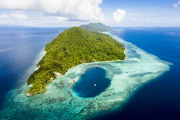 Luftaufnahme Cape Kri, Raja Ampat, West Papua, Indonesien