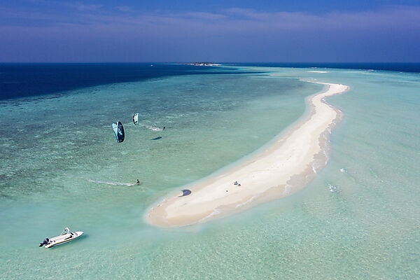 Sandbank, Island, Kite surfer, Rhasdoo Atoll, Indian Ocean, Maldives