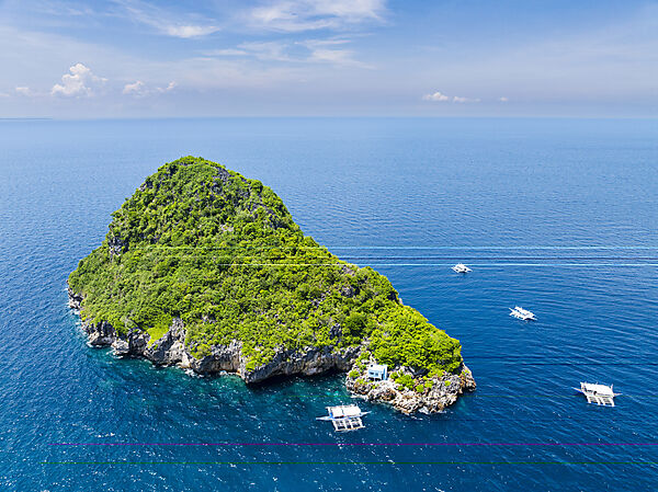 Outrigger boat, Bangka, Tropical Island, Malalpascua Island, Cebu, Philippine Sea, Philippines